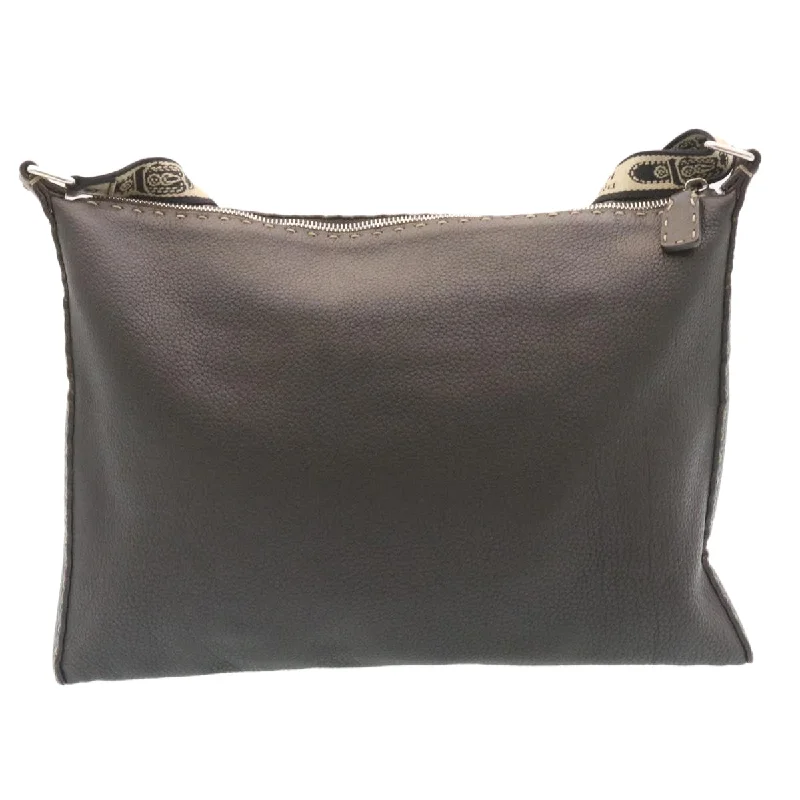 FENDI Shoulder Bag Leather Brown  ar6319