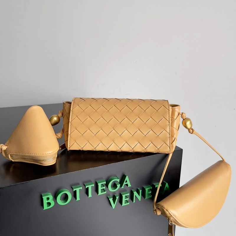 Whimsy Finds - Bottega Veneta Bags - 965