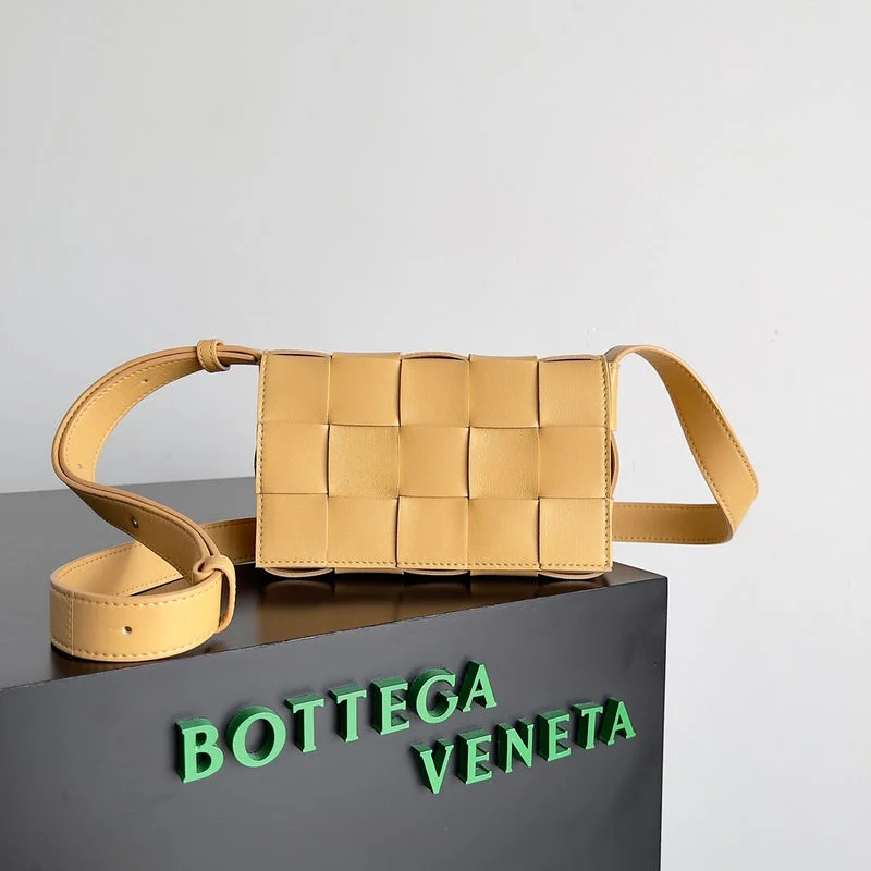 Whimsy Finds - Bottega Veneta Bags - 946