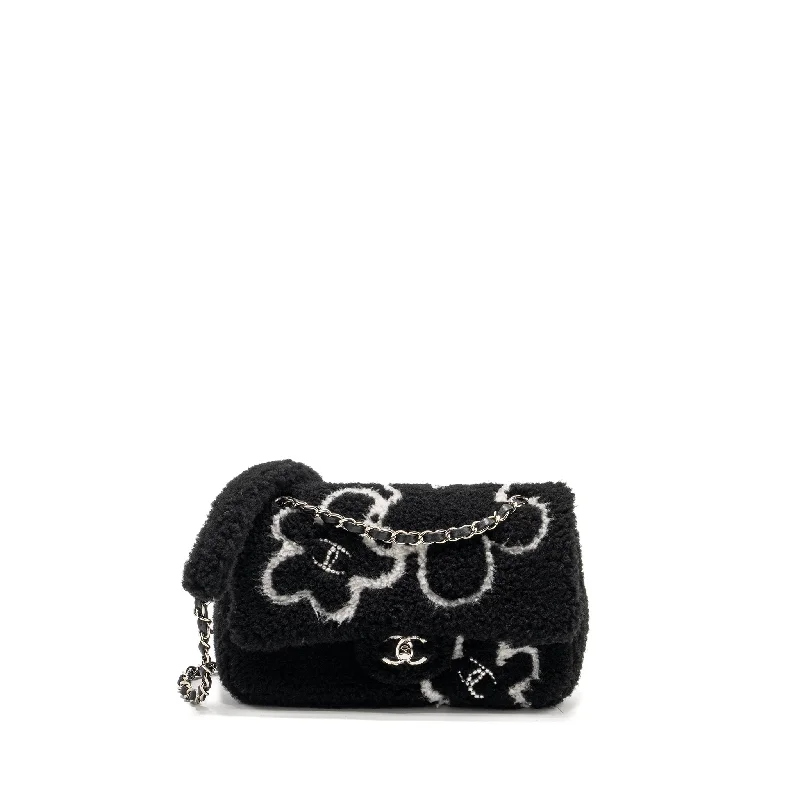 Chanel 22A Fluffy Camellia Flap Bag Embroidered Shearling Lambskin Black / White SHW (Microchip)